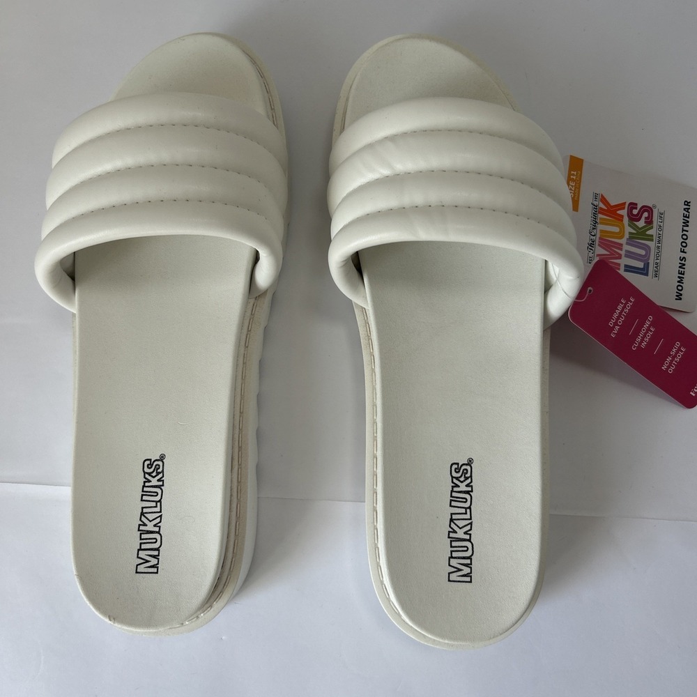 NEW MukLuks Shoes Women Size 11 White‎ Non-Skid Sandals Slides New With Box